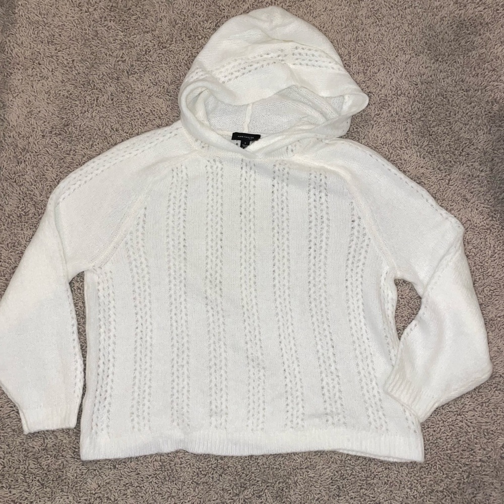Ann Taylor Hood Pullover Sweater Ivory Long Sleeves Size Medium